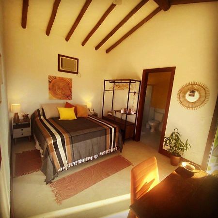 Pura Vida Guest House อิลญาเบลา ภายนอก รูปภาพ